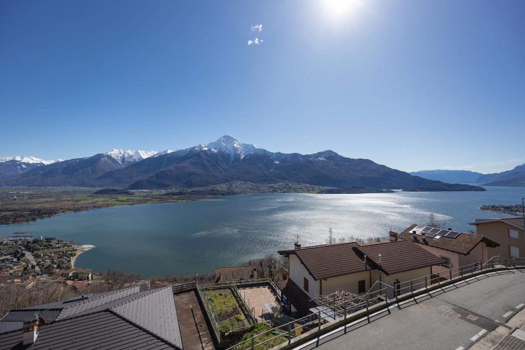 Lago Di Como - Luxury Panoramic Garden - Free Wifi Villa Gera Lario Kültér fotó