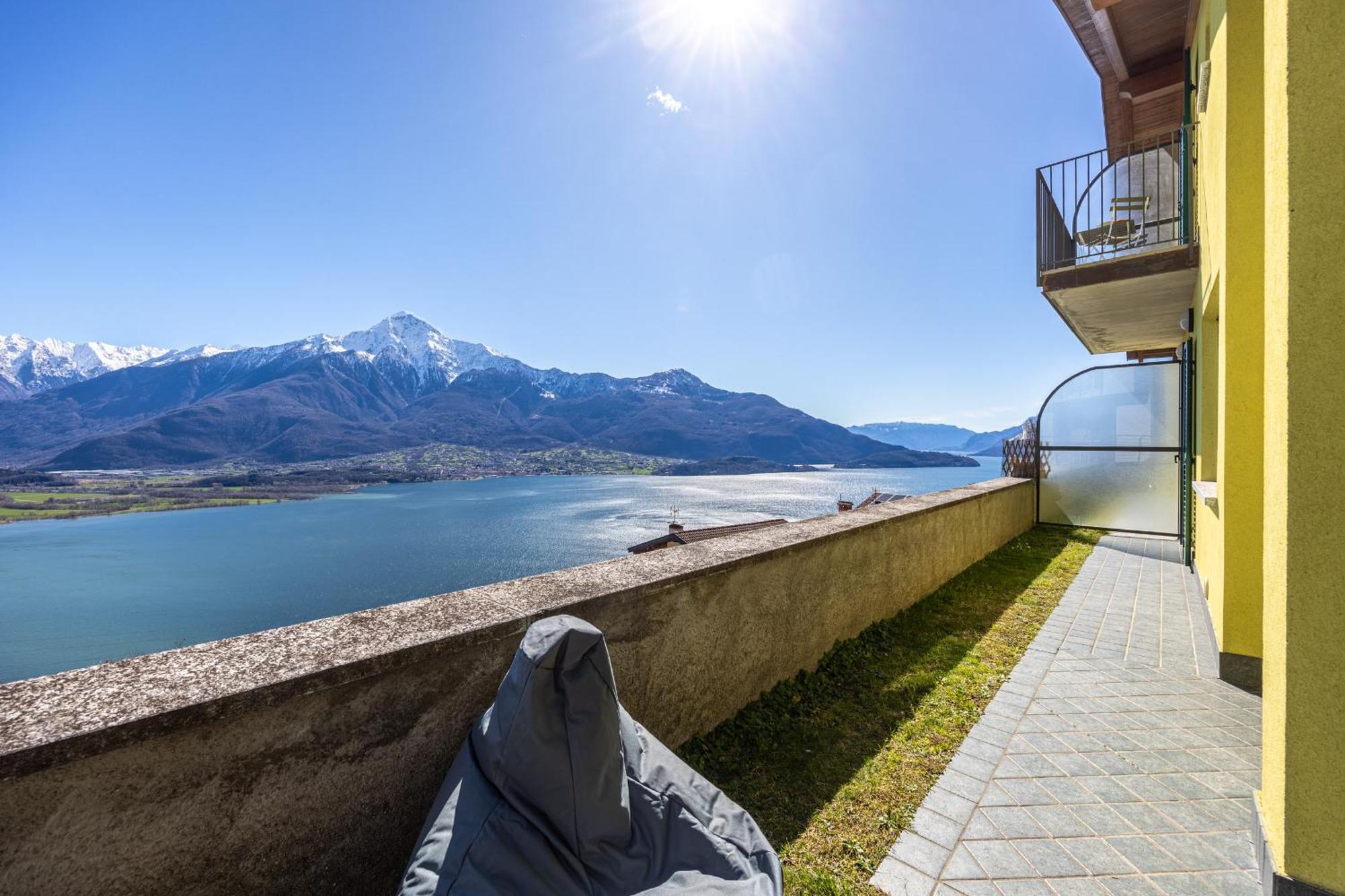Lago Di Como - Luxury Panoramic Garden - Free Wifi Villa Gera Lario Kültér fotó